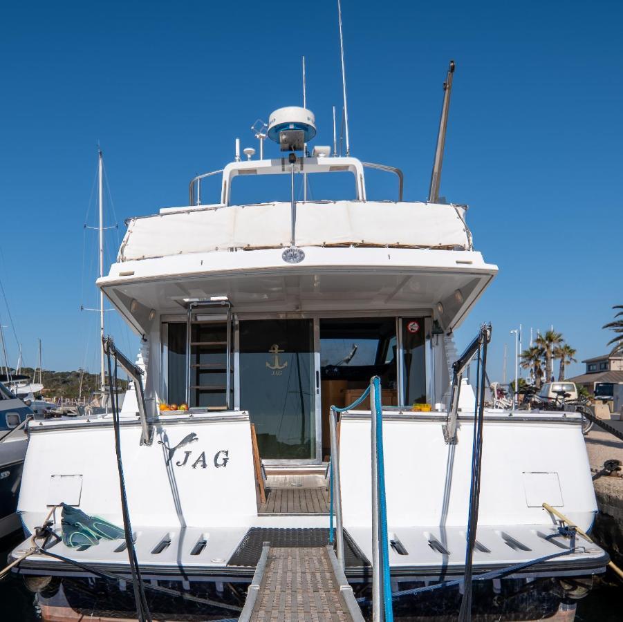 Hebergements Bateaux A Quai Porquerolles Dış mekan fotoğraf