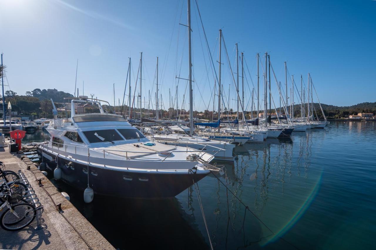Hebergements Bateaux A Quai Porquerolles Dış mekan fotoğraf