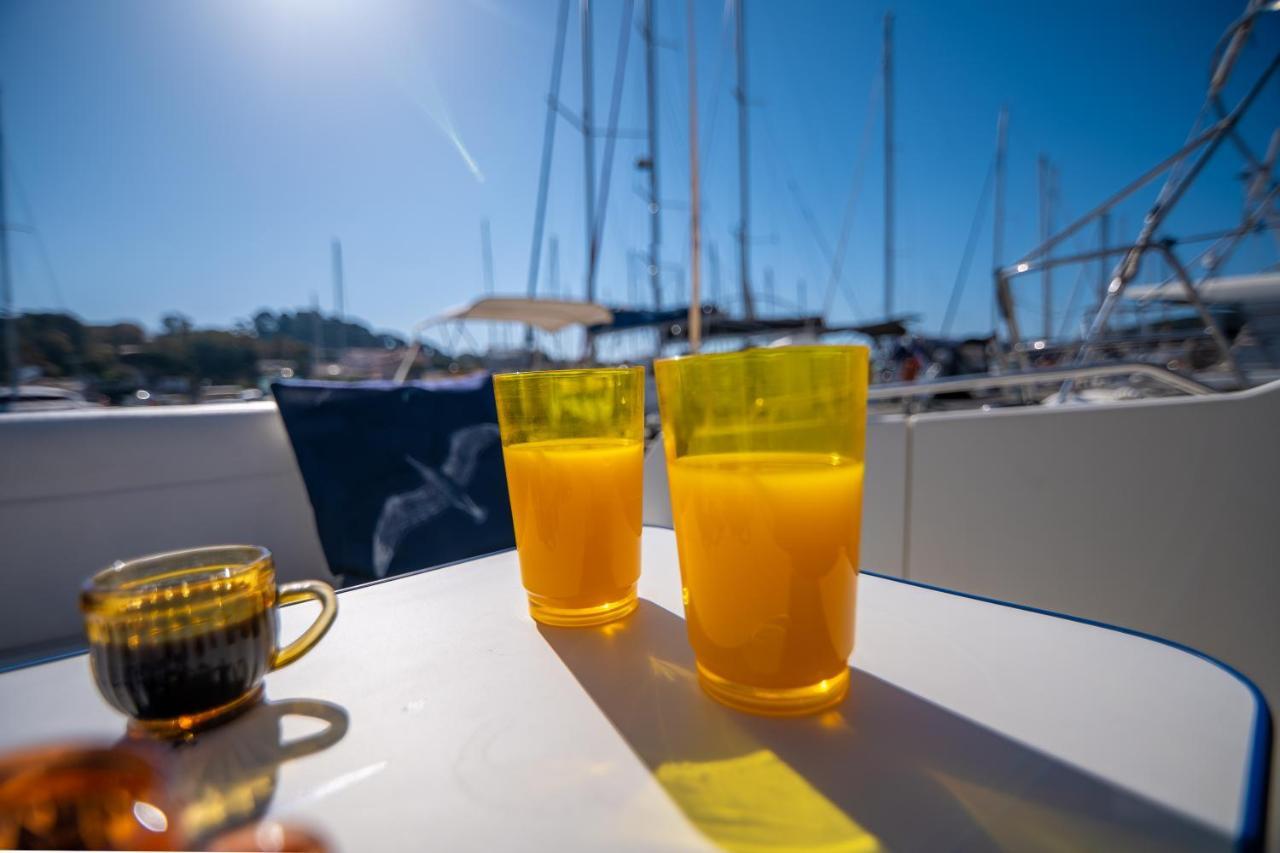 Hebergements Bateaux A Quai Porquerolles Dış mekan fotoğraf
