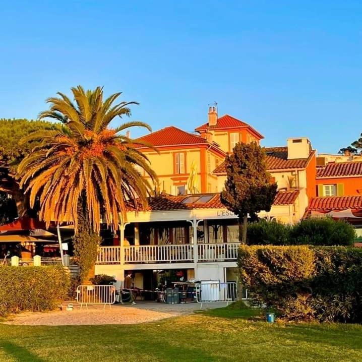 Hebergements Bateaux A Quai Porquerolles Dış mekan fotoğraf