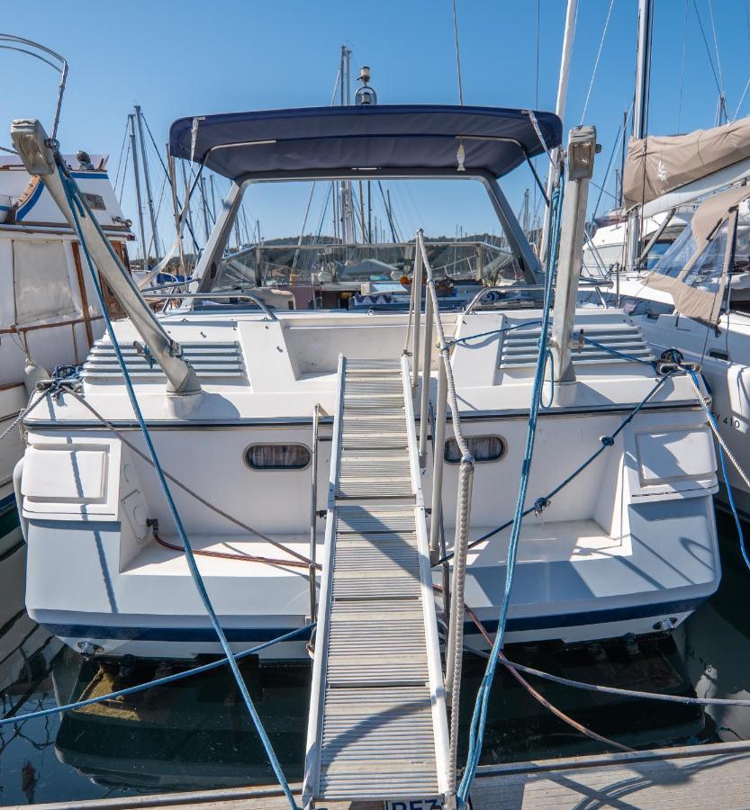Hebergements Bateaux A Quai Porquerolles Dış mekan fotoğraf