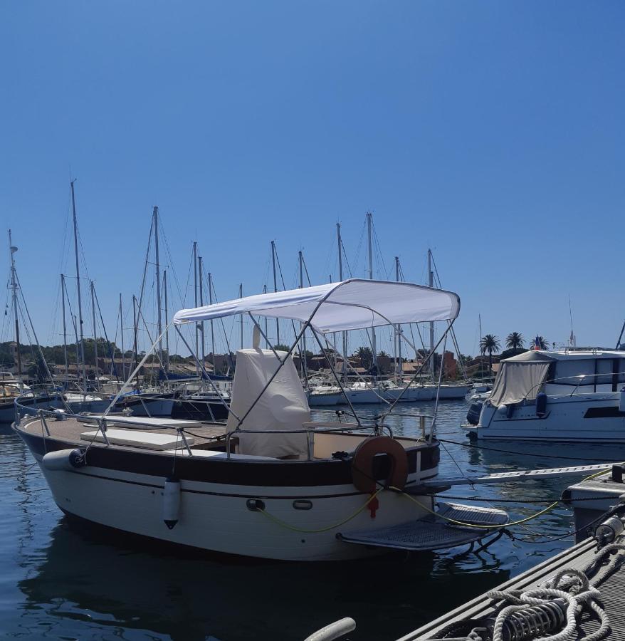 Hebergements Bateaux A Quai Porquerolles Dış mekan fotoğraf