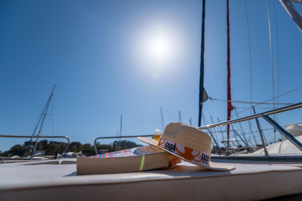 Hebergements Bateaux A Quai Porquerolles Dış mekan fotoğraf